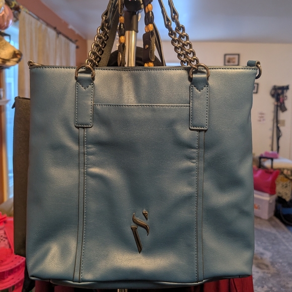 Simply Vera Vera Wang Handbags - Simply Vera Vera Wang Blue Shoulder Bag with Chain Detail